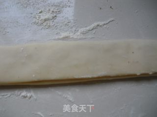 翻花卷的做法步骤：7