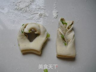 翻花卷的做法步骤：10