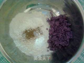 紫薯盘丝饼的做法步骤:2