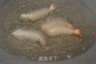 香酥炸虾的做法步骤:11