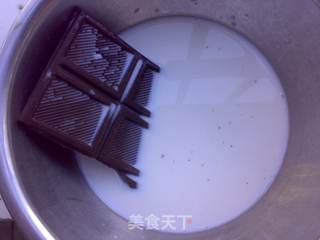 巧克力醇香冰激凌的做法步骤:6