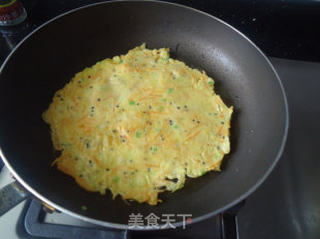 胡萝卜鸡蛋饼【宝宝辅食餐】的做法步骤:8