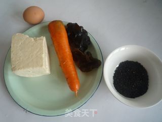 豆腐素菜饼的做法步骤：1