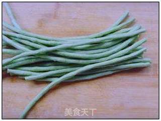 酱拌豆角 。的做法步骤：1