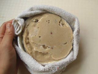 【客浦冰淇淋机试用】--素食无蛋奶姜味豆腐冰淇淋蛋糕的做法步骤:16
