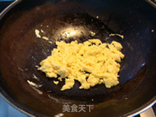 泡菜蛋炒饭的做法步骤:3