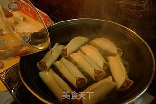 鲜肉西葫芦锅贴的做法步骤:6