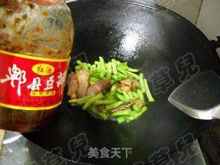 腊肉豇豆焖面的做法步骤:7
