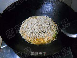 腊肉豇豆焖面的做法步骤:9