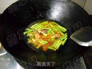 腊肉豇豆焖面的做法步骤:8