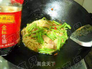 腊肉豇豆焖面的做法步骤:11
