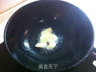 东北酸菜白肉的做法步骤:3