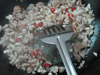 茄丁肉酱胡萝卜面的做法步骤：6