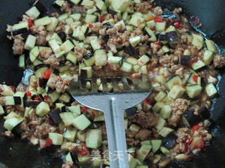 茄丁肉酱胡萝卜面的做法步骤：8