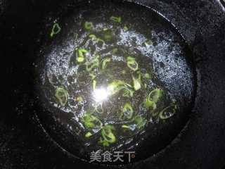 油麦菜汆丸子的做法步骤:2