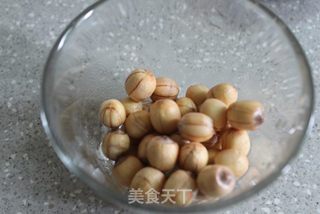 自创百合莲子葛粉糕——狗盘子盛出的美食的做法步骤：3