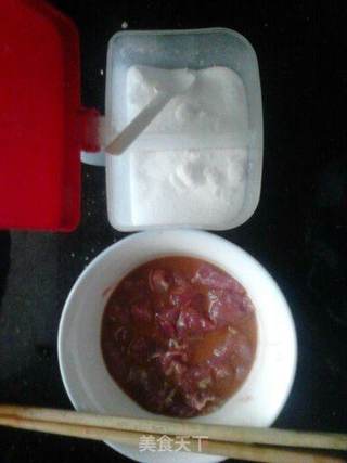 微波炉烤—香辣肉串儿的做法步骤:7