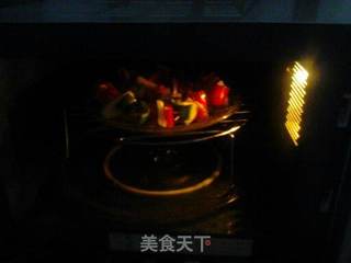 微波炉烤—香辣肉串儿的做法步骤:12