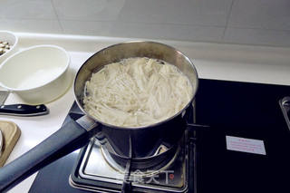 石锅拌饭的做法步骤:4