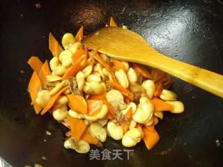 肉炒胡萝卜蚕豆的做法步骤:9