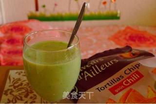 养颜圣品—酪梨蜂蜜奶昔的做法步骤:7