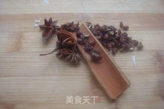 夏日酒伴侣-【五香煮花生】的做法步骤：2