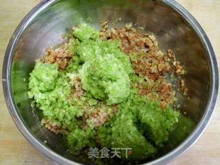 海米芹菜猪肉水饺的做法步骤:9