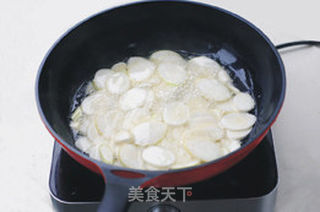 【蚝油茭白】素食也美味的做法步骤:3