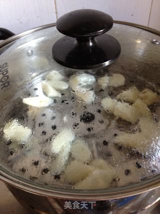 芝麻山药泥的做法步骤：2