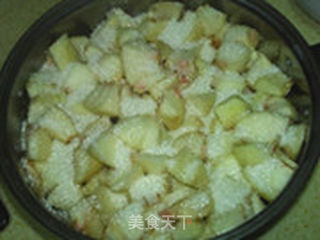 糖水桃子的做法步骤:2