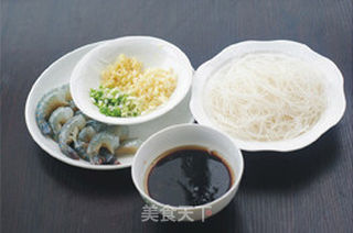 【蒜蓉粉丝蒸大虾】的做法步骤:3
