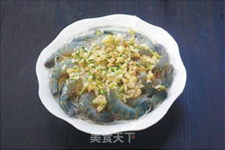 【蒜蓉粉丝蒸大虾】的做法步骤:6