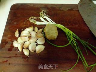 红烧段鳝的做法步骤:2