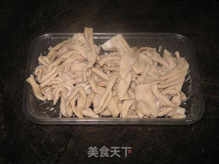 豉椒炒鸭肠的做法步骤:2