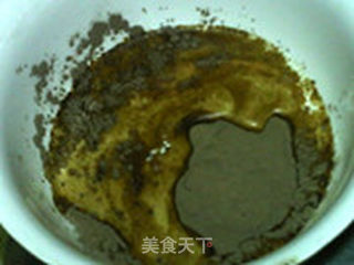 牛奶黑凉粉的做法步骤:2