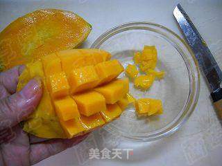 香芒蛋奶昔的做法步骤:2