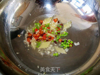 心蓝手制私房菜【清香版水煮肉片】——剩女们的梦幻生活(中)的做法步骤:3
