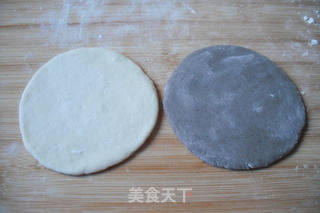 黑豆猪蹄卷的做法步骤:3
