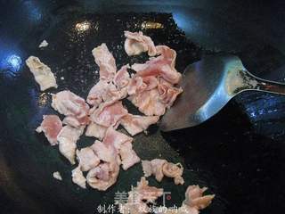 酸辣木耳炒肉片的做法步骤：4