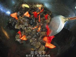 酸辣木耳炒肉片的做法步骤：6