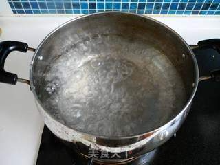 柠檬冰红茶的做法步骤:2