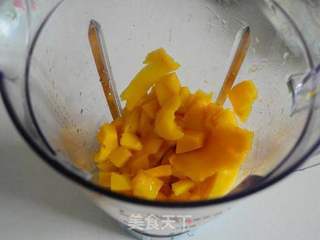 芒果冰淇淋的做法步骤:2