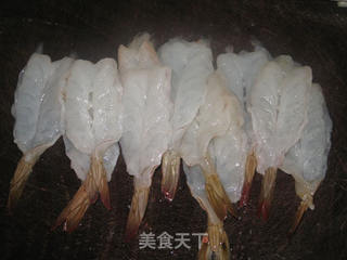 脆炸大虾的做法步骤:2