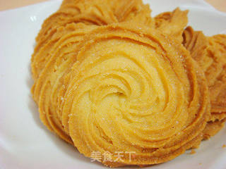 DIY小食——浓香黄油曲奇饼（很简单）的做法步骤：6