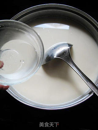 放心豆腐自己做----自制豆腐的做法步骤:11
