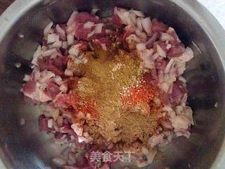 香辣烤羊肉串的做法步骤:3