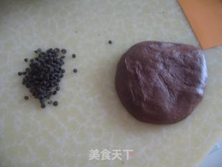 软软的巧克力豆面包哦的做法步骤:5