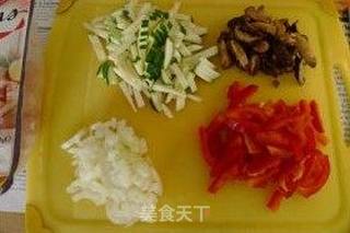 经典意式美食—培根芝士意面的做法步骤:3