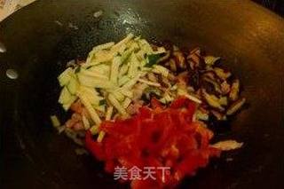 经典意式美食—培根芝士意面的做法步骤:7