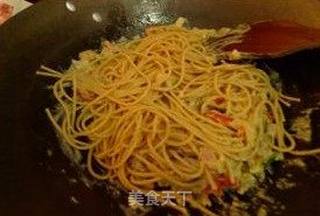经典意式美食—培根芝士意面的做法步骤:11